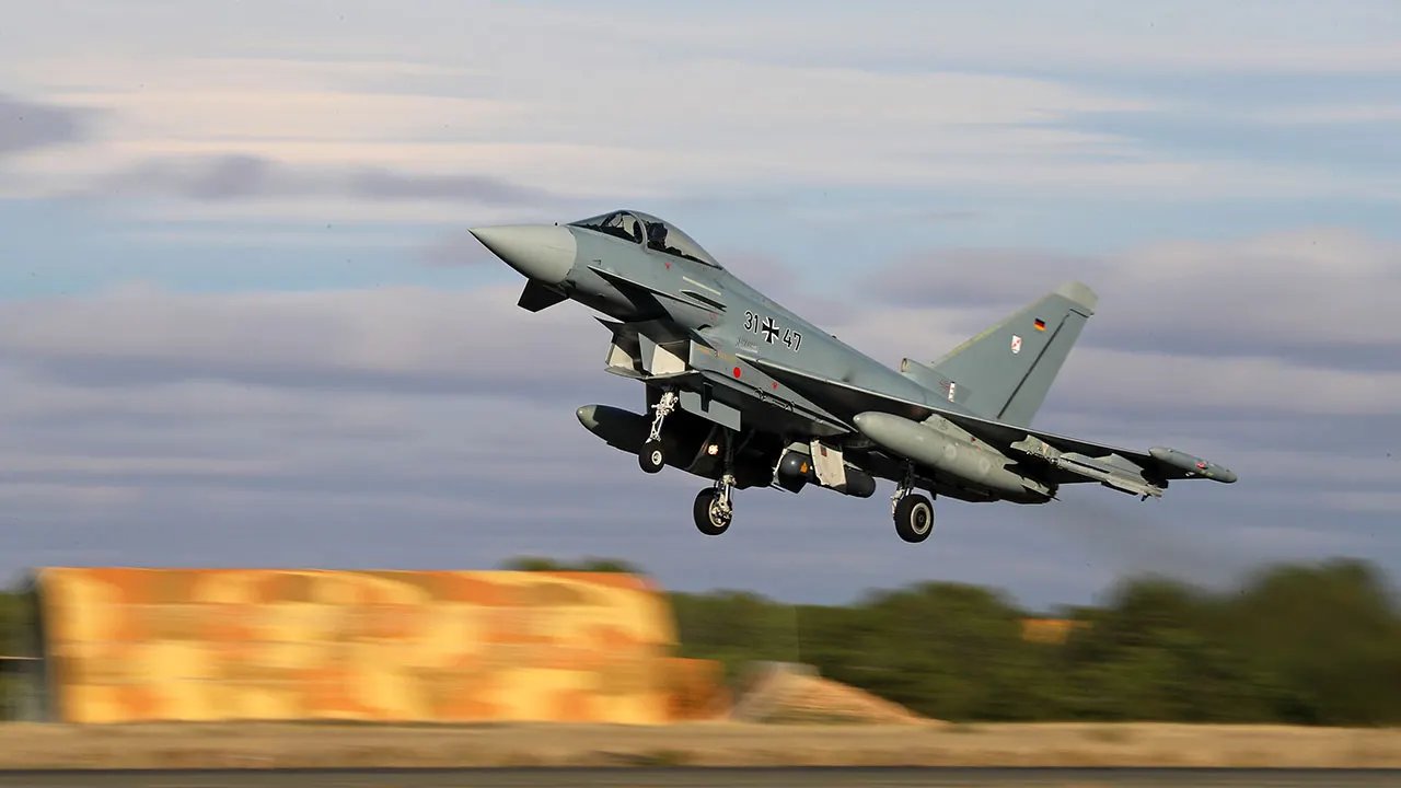 Russia launches major Ukraine attack strikes near NATO border